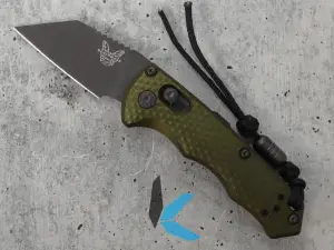 Benchmade 2950BK-2 Partial Immunity, Automatic Folding Knife, Woodland Green