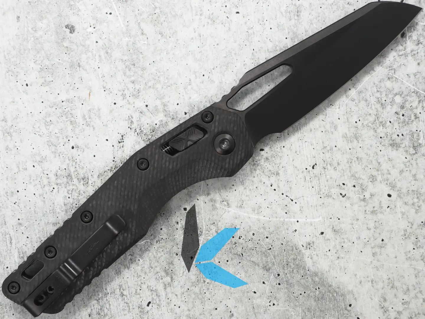 Microtech 210-1 DLCTFLCFS MSI S/E Signature Series, Fluted CF Handle, DLC Std - Image 2