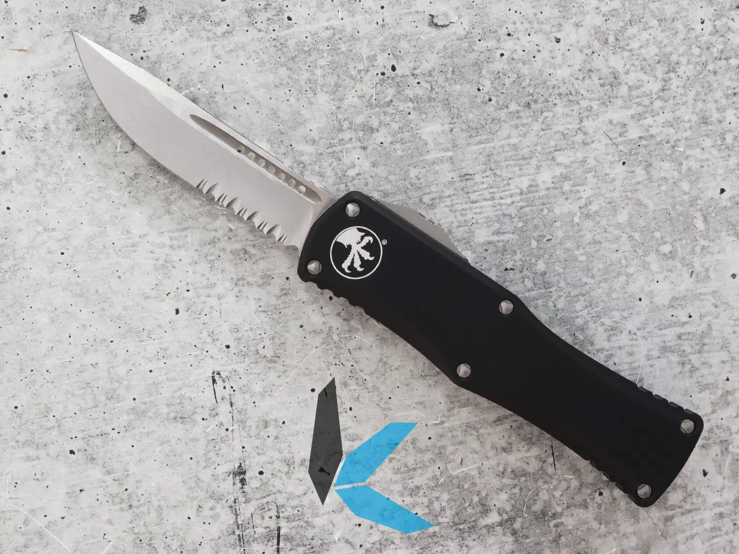 Microtech Hera Auto Stonewash Serrated 703-11 Automatic OTF Knife