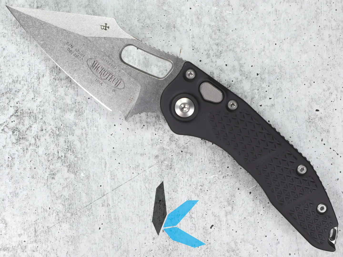 Microtech Stitch 169-10 Stonewash M390 Plain Edge Automatic Knife