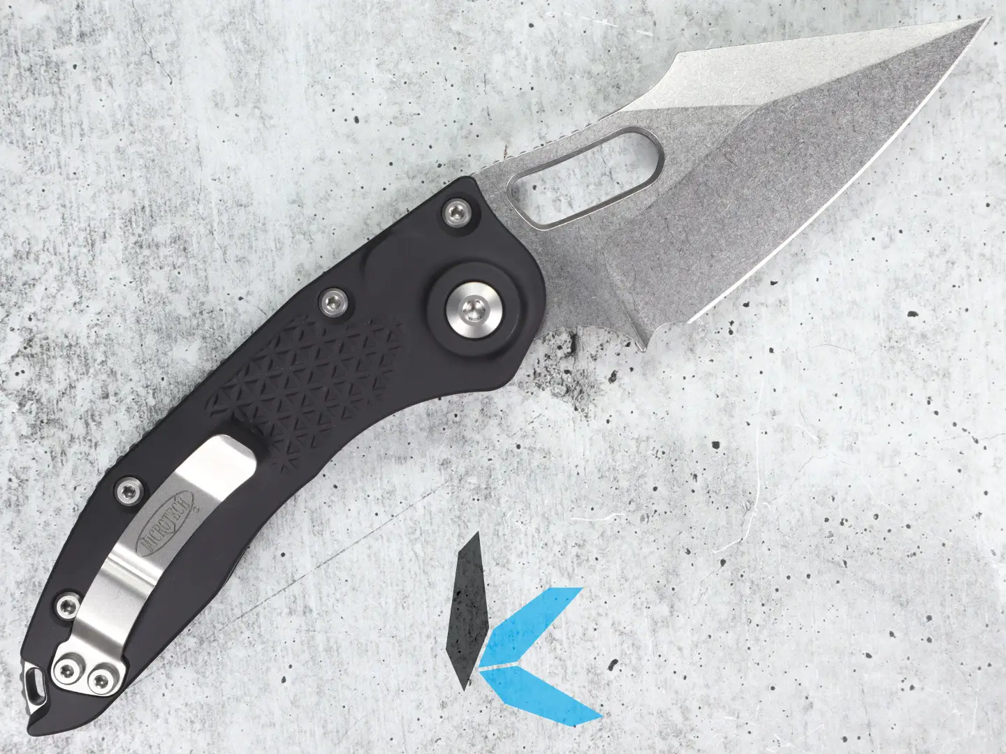 Microtech Stitch 169-10 Stonewash M390 Plain Edge Automatic Knife - Image 2