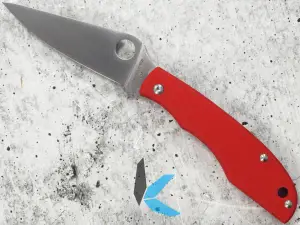 Spyderco C138GRDP Grasshopper Red