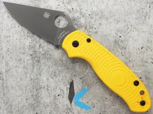 Spyderco C223PYL Para 3 Salt Yellow Folding pocket Knife