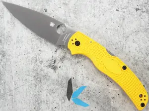 Spyderco C244PYL Native Chief Salt Yellow Plain Edge