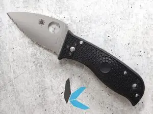 Spyderco C69SBK3 Lil Temperance Lightweight Folding Knife, Serrated Blade