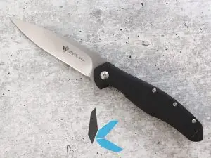 Steel Will F45M Intrigue M390 Satin Blade Black G10 Scales Red Standoffs