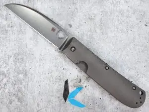 Spyderco Swayback C24TIP 3.53" Wharncliffe blade, Titanium Handles