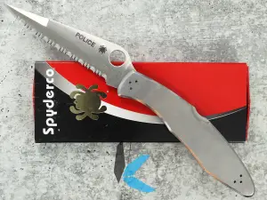 Used Spyderco C07S Police with box