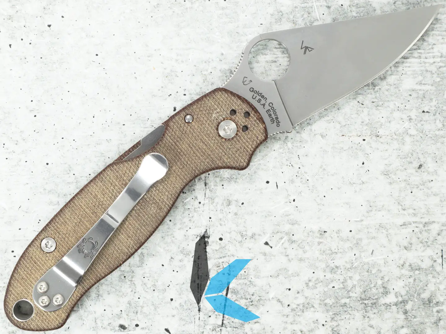 Used Spyderco C223MPCW Para 3 Canvas Scales, CPM-CruWear Satin Plain Blade with Box - Image 3