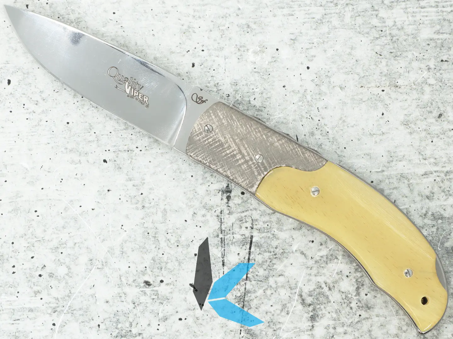 Used Viper Knives Evolution Lockback with Box and Leather Sleeve - Image 2