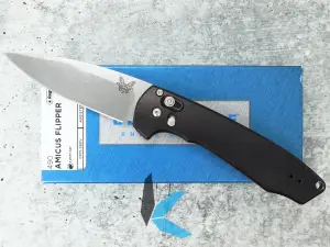 Used Benchmade 490 Amicus Flipper with Box