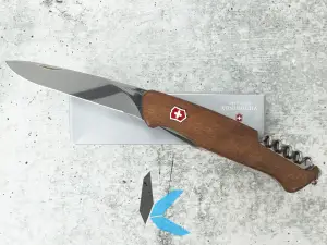 Used Victorinox Swiss Army Rangerwood 55 Walnut with Wood Scales and Original Box
