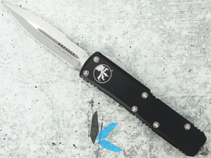 Used Microtech UTX-85 D/E no Box