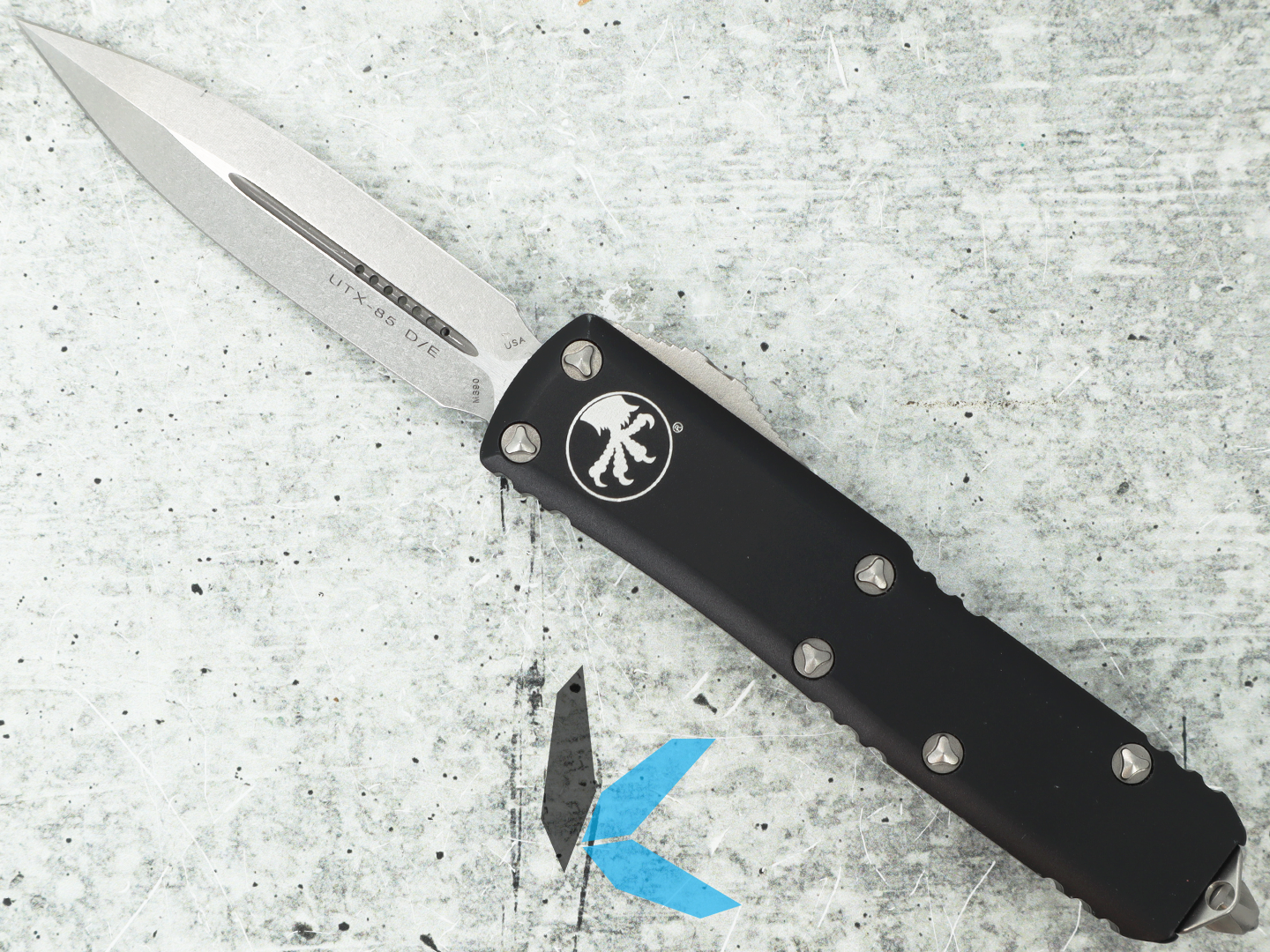 Used Microtech 232-10 UTX-85 D/E Stonewash Std with Box - Image 2